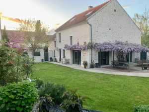 Vente maison 9 pièces 250.77 m² à Bouleurs (77580)  550 000 €