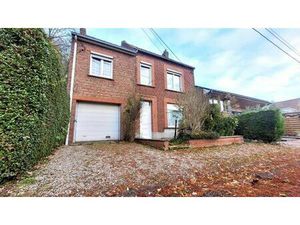 Maison à vendre avec garage et 4 chambres   Pecq (VBD59591)