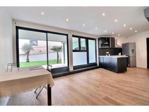 Appartement rénové en 2016  55.59m² sur terrasse et jardin.