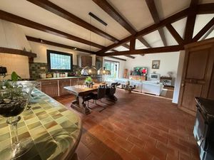 Vente villa 5 pièces 146 m² à Roquebrune-sur-Argens (83520)  640 000 €