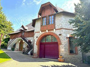 Achat : Maison (12200)