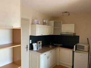 Location Appartement 2 pièces Meublé à Fougères (35300) : à louer 2 pièces Meublé / 28m² F