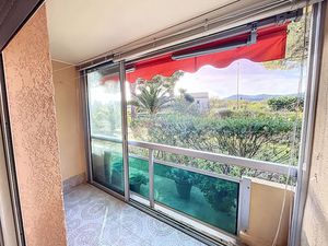 Vente appartement 1 pièce 16.19 m² à Bormes-les-Mimosas (83230)  99 000 €