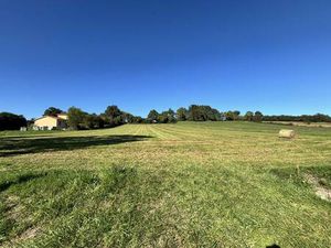 Vente terrain 3710 m² Uglas (65300)