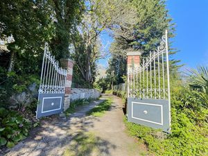 Pont-Aven – Élégance  charme et histoire sur les hauteurs !