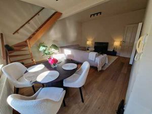 Duplex 3 CH entièrement rénové-PEB B