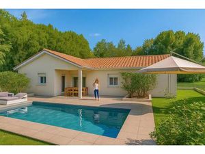 Vente maison 5 pièces 106 m² Charnay-lès-Mâcon (71850)