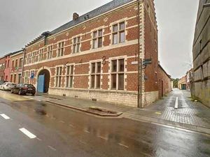Volledig gerenoveerd 1 slaapkamer appartement op top locatie