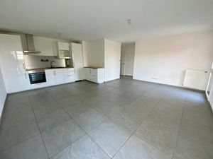 Vente appartement 2 pièces 57 m² à Quint-Fonsegrives (31130)  233 540 €