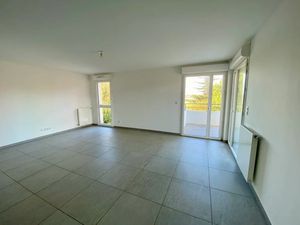 Vente appartement 2 pièces 58 m² à Quint-Fonsegrives (31130)  230 380 €