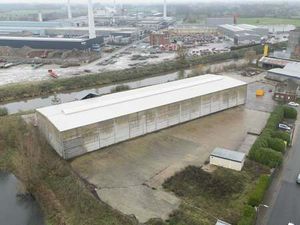 Bien professionnel à louer à Sint-Eloois-Vijve € 5.625 (LI4KE) - KMO Vastgoed | Zimmo