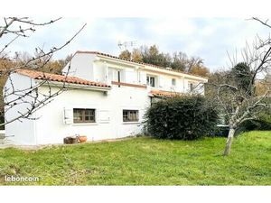 Maison T6 avec jardin