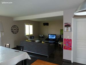 Loue maison à Saône