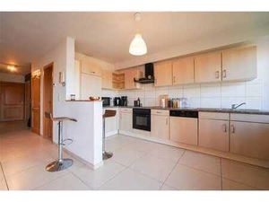 Lumineux appartement 2 CH avec terrasse S-O