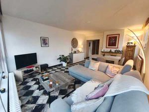 APPARTEMENT LUMINEUX EN PLEIN COEUR DE CHARLEROI