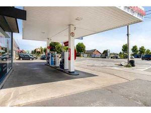 Propriété polyvalente sur un site commercial à Hooglede