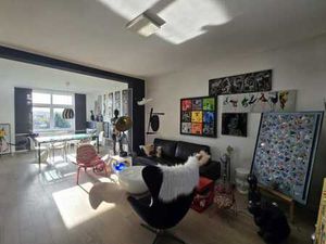 Bel appartement  traversant  lumineux  2 chambres