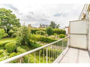 LUMINEUX APPARTEMENT 2CH AVEC TERRASSE ET GARAGE