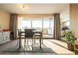 Très bel appartement 2ch avec terrasse et parking intérieur.