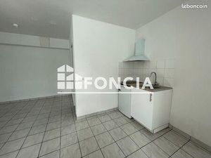 Studio 1 pièce 27 m²