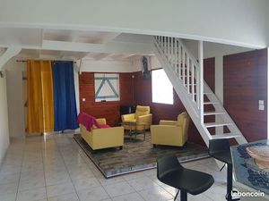 Jolie maison T4 à Sainte-Anne 850 HC