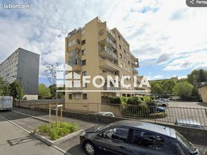 Parking Le Pont De Claix