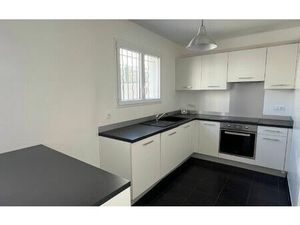 Location maison  95.71 m² T-2 à Mérignac  1 380 €