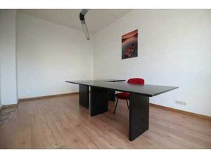 Vanderkindere / Bureau à louer de 20m²