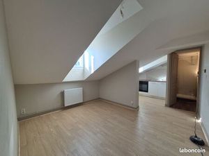 T2 meublé entièrement rénové à Bourganeuf