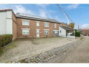 Maison 4 chambres + partie pro de 70m² - garage et jardin