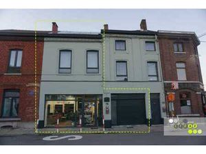 MAISON DE COMMERCE A VENDRE