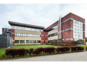 EN DIRECT DU PROPRIETAIRE - 900 €/m²