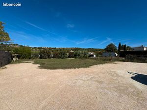 Terrain à bâtir – 468m²