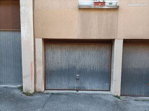 Garage fermé 17m2