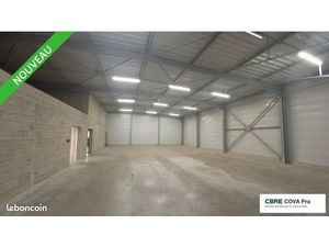 Local commercial 622 m²