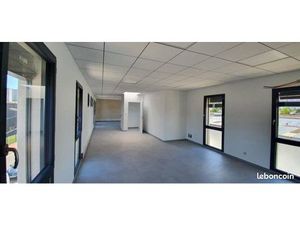 À louer – Local commercial 75 m² – Vaulx-en-Velin (69120)