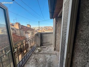 T3 avec balcon à rénover