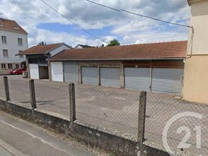 Garage/box 20 m² Lure