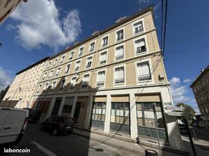 Studio 1 pièce 22 m²