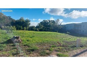 Terrain de 950 m2 à vendre