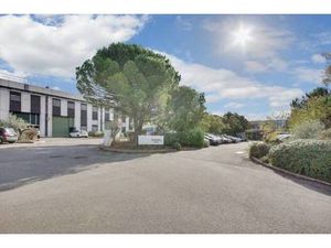 Local d'activités à louer