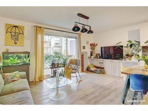 Appartement T3 avec balcon et garage