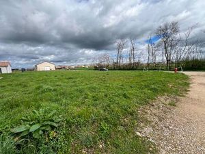 Terrain constructible viabilisé à vendre