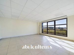 Local d'activité Chartres 720 m²