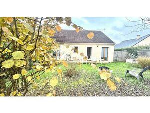Plain pied 2 chambres Terrain clos 14 minutes de LA FLECHE