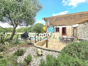 Longère en pierre au Loroux-Bottereau