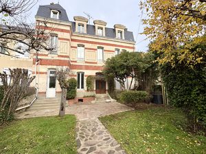 Maison 6 pièces - BAS DU CENTRE VILLE