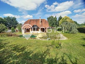Néo béarnaise avec piscine naturelle