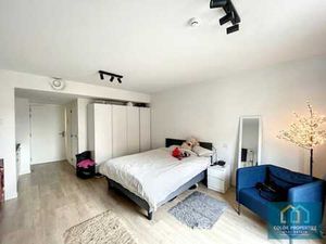 Studio moderne meublé- EU district-Rue Rasson 11