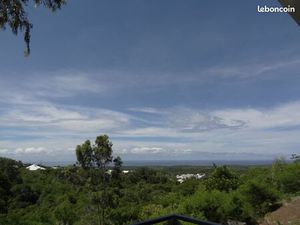 Meublé à Etang Salé les hauts